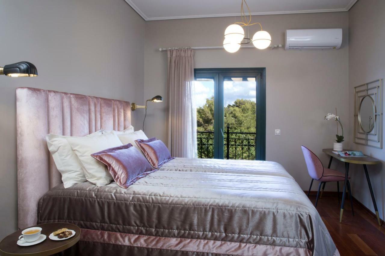 Avra Private Suites Lassi  Exterior foto